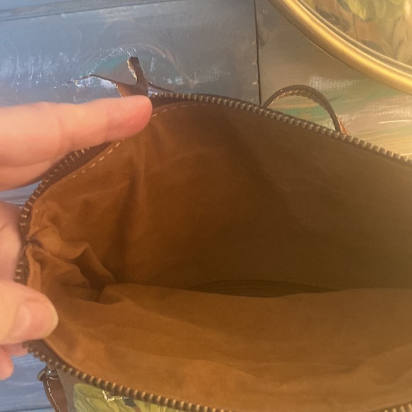 Gorgeous ladies Patricia Nash bag - Picture 5 of 6